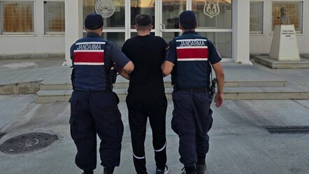 Cezaevinden firar etti, sonra gidip teslim oldu - dunya