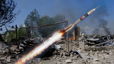 Rusya hipersonik füzeyle vurdu, Ukrayna ise Kursk bölgesine girerek cevap verdi - dunya