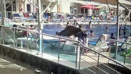 Antalya'ya tatile gitti, kâbusu yaşadı! Kafasına baca kapağı düştü - gundem