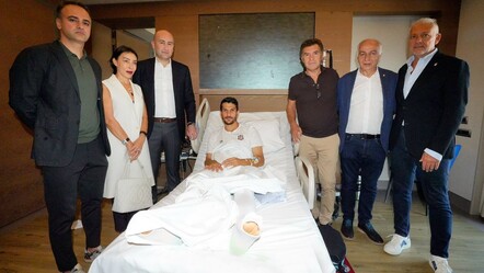 Beşiktaş'tan ameliyat olan Necip Uysal'a geçmiş olsun ziyareti - spor