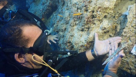 Antalya açıklarında 3 bin 600 yıllık hançer bulundu - gundem
