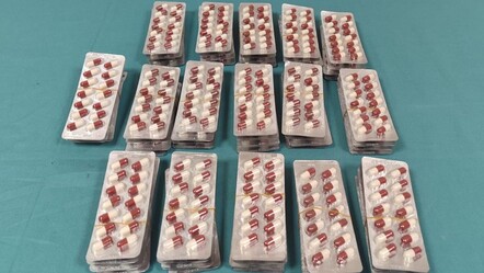 Kontrol amaçlı durdurulan araçtan 885 adet sentetik hap ele geçirildi - gundem