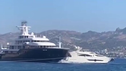 Muğla'da akılalmaz kaza! Denize sığamadılar: Büyük yat, küçük yatı ezdi - gundem