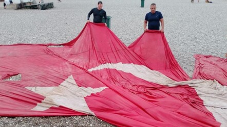 Antalya'da kaybolan bayrak 8 ay sonra bulundu - gundem