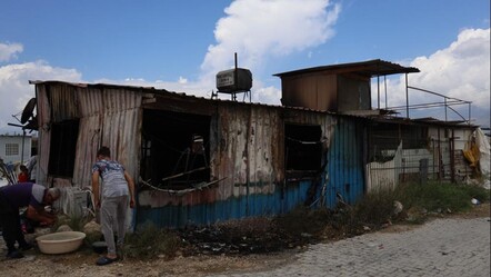 Hatay'da depremzedelerin yaşadığı ev yanarak kül oldu - ekonomi