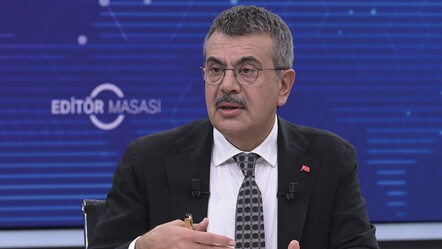 Milli Eğitim Bakanı Yusuf Tekin müfredat hakkındaki eleştirilere 'sadeleştirdik' diyerek cevap verdi - gundem