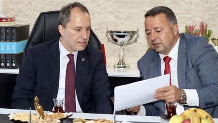 Yeniden Refah'ta yaprak dökümü! Bir belediye başkanı daha istifa etti - gundem