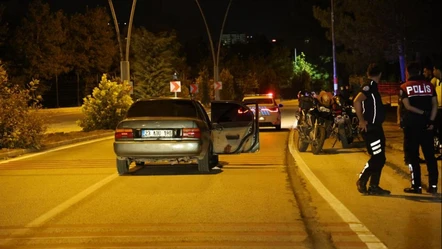 Elazığ'da kan donduran olay! Polisin çevirdiği arabadan ceset çıktı - Gündem