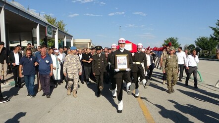 Şehit Uzman Çavuş Mehmet Kökcü son yolculuğuna uğurlandı - gundem