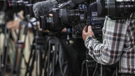 Rusya sınırı geçen yabancı gazetecileri arananlar listesine aldı - gundem