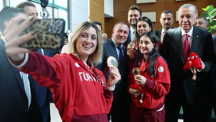 Cumhurbaşkanı Recep Tayyip Erdoğan, Türkiye Milli Paralimpik Takımı sporcularını kabul etti - gundem