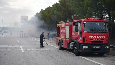 Otoyolda korkutan yangın! İstanbul-Edirne yolu tek şeride düştü - gundem