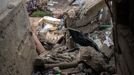 7 katlı bina çöktü! Çok sayıda ölü ve kayıp var - gundem