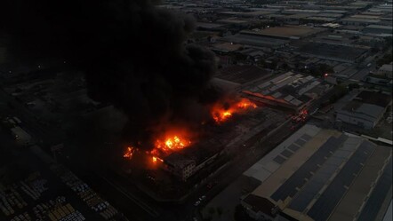 Kayseri'de fabrika yangını! Alevler hızla yayıldı, çok sayıda ekip müdahale ediyor - gundem