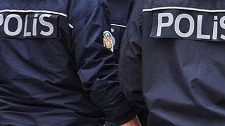 Ankara'da polisi 'dur' ihtarına uymayan sürücü ortalığı savaş alanına çevirdi! - gundem