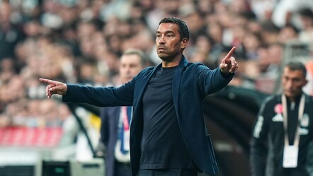Giovanni van Bronckhorst, Beşiktaş'ın tarihine geçti! - spor