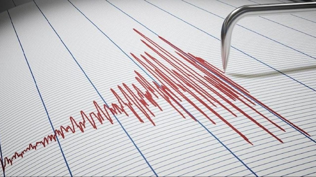 5.9 büyüklüğünde deprem! Şiddetli sarsıntı tsunamiye neden oldu - Gündem