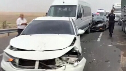 Ankara-Konya yolunda zincirleme kaza! 8 araç birbirine girdi, çok sayıda yaralı var - gundem