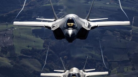 İran'ın füze saldırısında çarpıcı iddia: İsrail'e ait 20'den fazla F-35 imha edildi - dunya