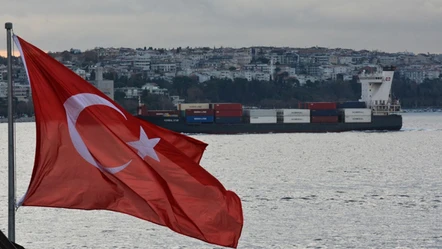 Lübnan'da Türk bayraklı gemilerin güvenlik seviyesi 3'e çıkarıldı - Gündem