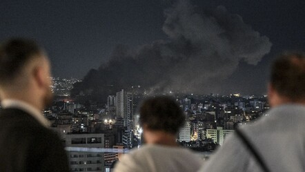 Beyrut'a bombalar peş peşe yağıyor! İsrail kimyasal silahla saldırdı - dunya