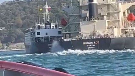 İstanbul Boğazı'nda feci kaza! İki gemi çarpıştı, korku ve panik yaşandı - gundem