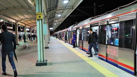 Marmaray seferlerine arıza engeli! İstasyonlarda yoğunluk var - gundem