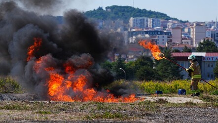 Film sahnelerini aratmayan görüntüler... Sabiha Gökçen Havalimanı’nda acil durum tatbikatı - gundem