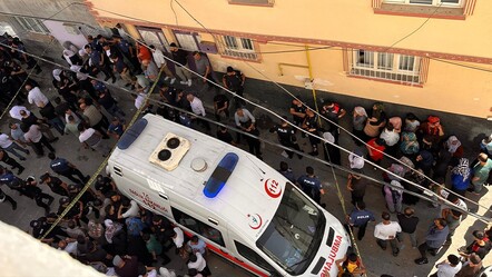 Gaziantep'te aile katliamı: Eşi ve 4 çocuğunu öldürüp canına kıydı - gundem