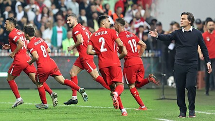 Türkiye'nin Karadağ galibiyetini spor yazarları değerlendirdi!