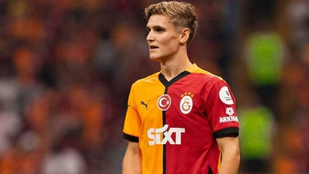 Galatasaray'da bekleneni veremeyen Elias Jelert için 3 İngiliz ekibi devrede - Spor