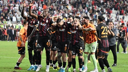 Galatasaray'ın Antalya galibiyeti sonrası Fenerbahçe'ye olay gönderme - haberler