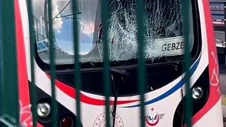 Marmaray'da intihar! Rayların önüne atlayan adam canından oldu - gundem