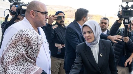 Bakan Mahinur Özdemir Göktaş'ın aracı şehit cenazesinden dönerken kaza yaptı - haberler