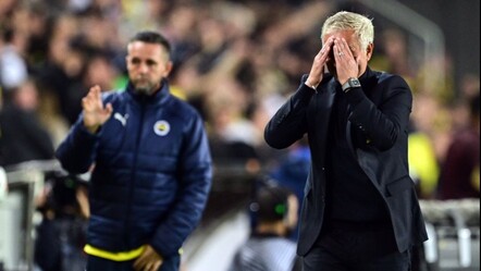 Jose Mourinho'ya kırmızı kart şoku! Fenerbahçe - Manchester United maçında olay - spor