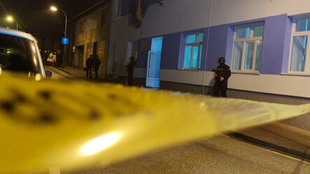 Bosna Hersek'te 14 yaşındaki çocuktan polis merkezine bıçaklı saldırı! Ölü ve yaralı var - gundem