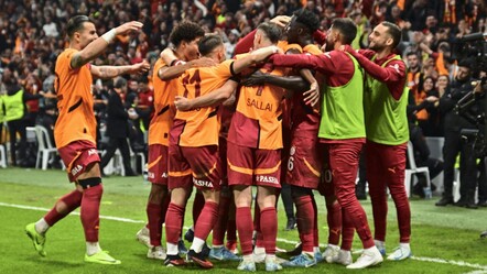 Derbide kazanan Galatasaray! Beşiktaş'ın yenilmezlik serisi sona erdi - spor