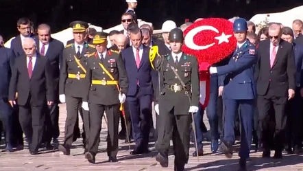 Cumhurbaşkanı Erdoğan 29 Ekim Cumhuriyet Bayramı'nda Anıtkabir'de - Gündem