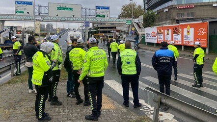 İstanbul'da feci kaza! İETT otobüsü görevdeki polise çarptı, Ogün Yürümez şehit oldu - gundem