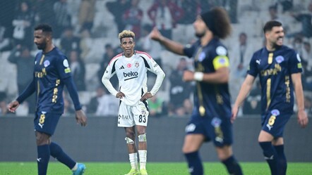 Kartal’ın kara gecesi! Derbide Galatasaray’a mağlup olan Beşiktaş evinde Kasımpaşa’ya boyun eğdi - haberler