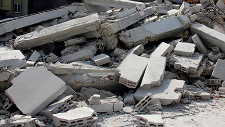 Yabancı işçilerin kaldığı bina çöktü! 6 kişi öldü, 10 kişi de yaralı - dunya