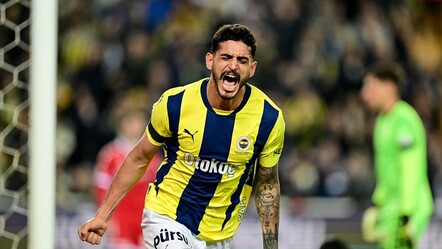 Fener’e ilaç gibi! AZ Alkmaar deplasmanından üzgün dönen Fenerbahçe ligde Sivas’ı yendi ikinci sıraya yerleşti - haberler