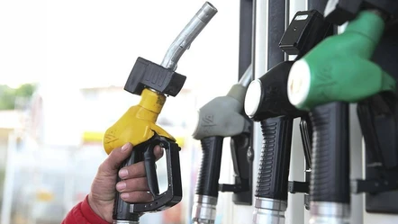 Tarih belli oldu! Benzine indirim geliyor - Ekonomi