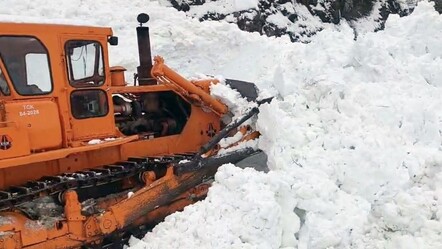 Artvin'de çığ düştü! Köylere giden yollar kapandı - gundem