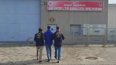 JASAT, Gaziantep'te 11 yıl hapis cezası bulunan dolandırıcıyı yakaladı - Gündem