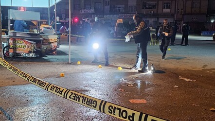 Kokoreçcide kan donduran infaz! 17 yaşındaki çocuk öldü - gundem