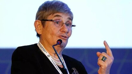 Hiç aşı olmadığını itiraf etti! Canan Karatay kaç yaşında, hangi hastanede görev yapıyor? - haberler