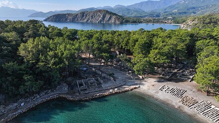 Phaselis Antik Kenti kazısında dini alan keşfedildi, adak heykelleri bulundu - kultur-sanat