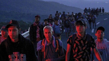 Trump'ın sevmediği göçmenler Meksika sınırına akın etti! ABD'ye girmek için son yürüyüş - dunya