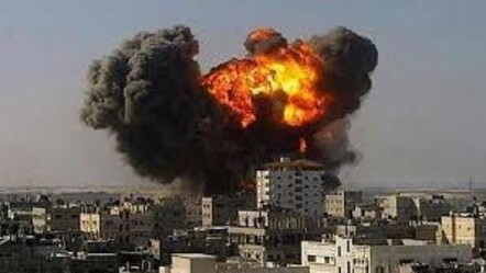 Rusya ve Esad güçleri Suriye'nin Humus kentini vurdu! 5'i çocuk en az 20 sivil öldü - dunya